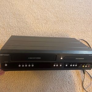 VHS/DVD Recorder